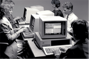 1980s-computer-community-desk