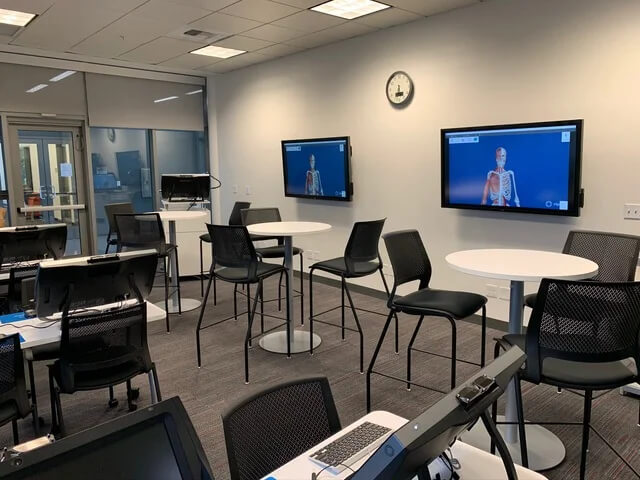 thumbnail_American Carrer College-1